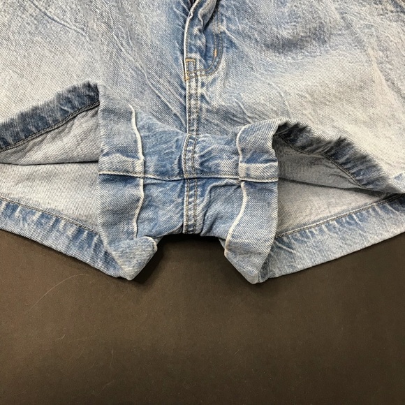 American Eagle Acid Wash Mom Jean Shorts SIZE 6 - Picture 6 of 10